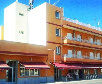 Fachada Hotel Trabuco